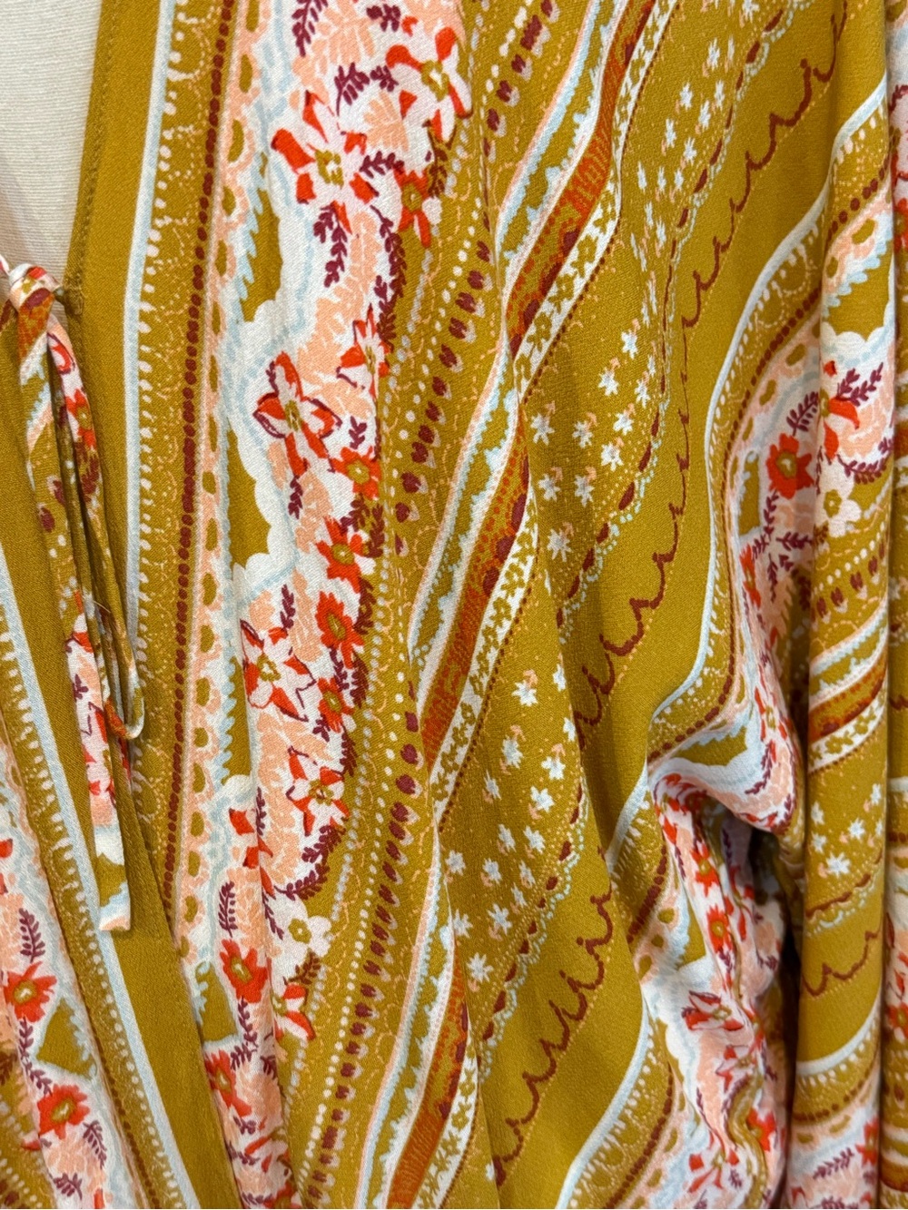 Free People Mustard Floral V-Neck Lace-Hem Tunic - Picture 4 of 6